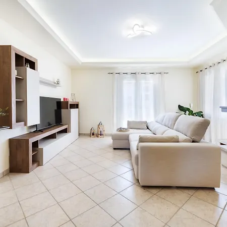 La Terrazza - 5 Minuti Dal Mare E Misano World Circuit 미사노아드리아티코